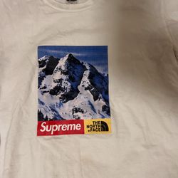 Supreme x North Face T Shirt  M Size