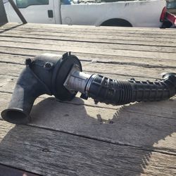 Mustang Gt Factory Air Intake Box 96-04