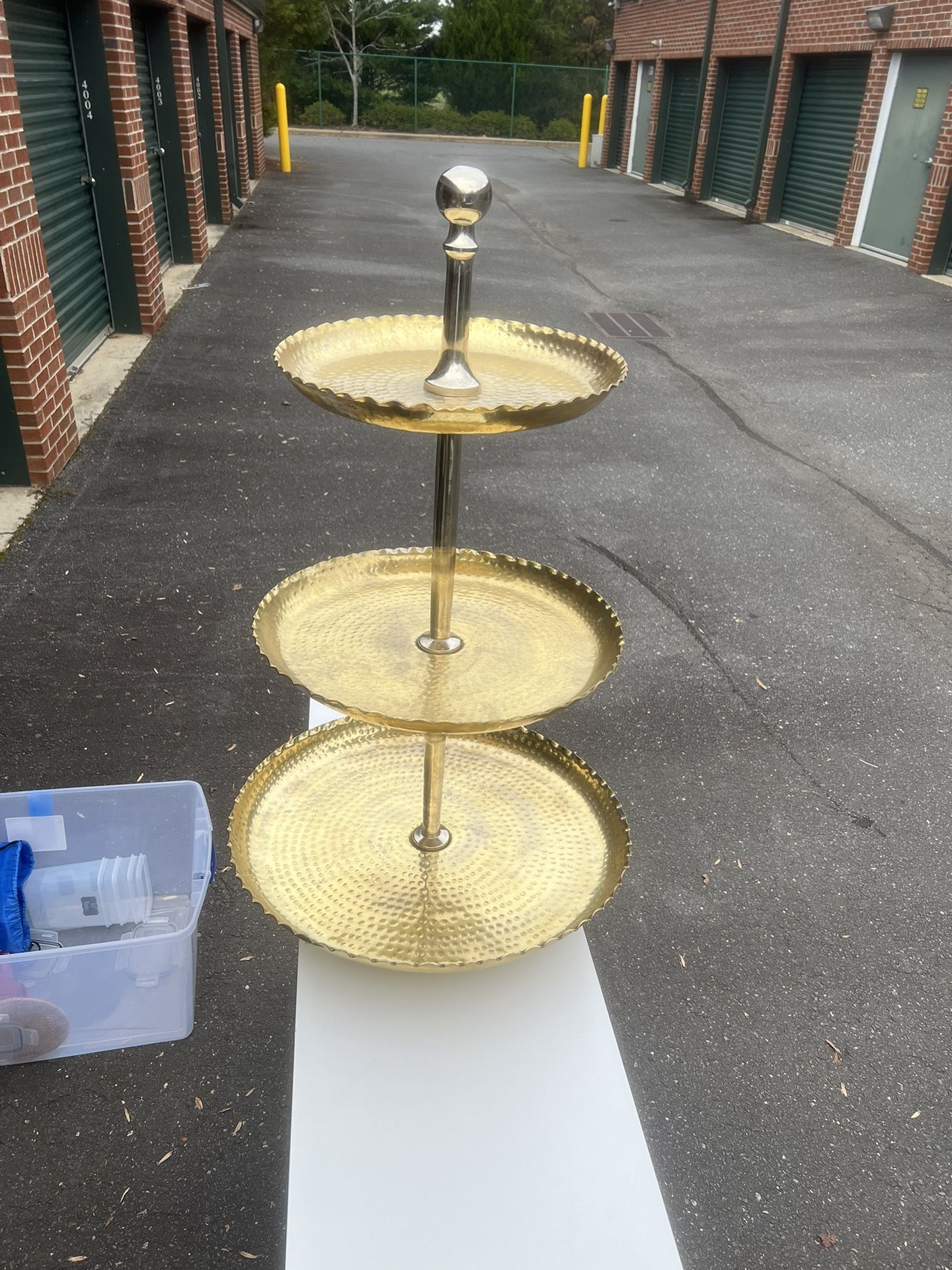 Banquet Three Tiered Server. Gold & Silver $15