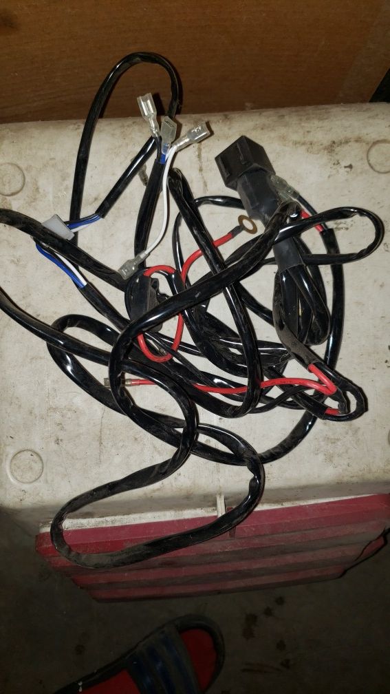 Light bar wiring harness