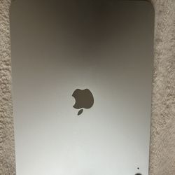 Brand New iPad 13 INCHES 