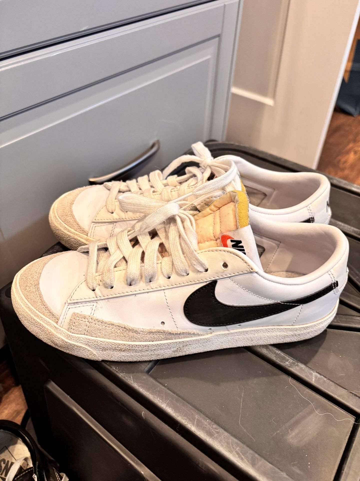 Nike Low Blazers Vintage 1977 Size 7. No box, good condition. Located in Murray cash/Venmo
