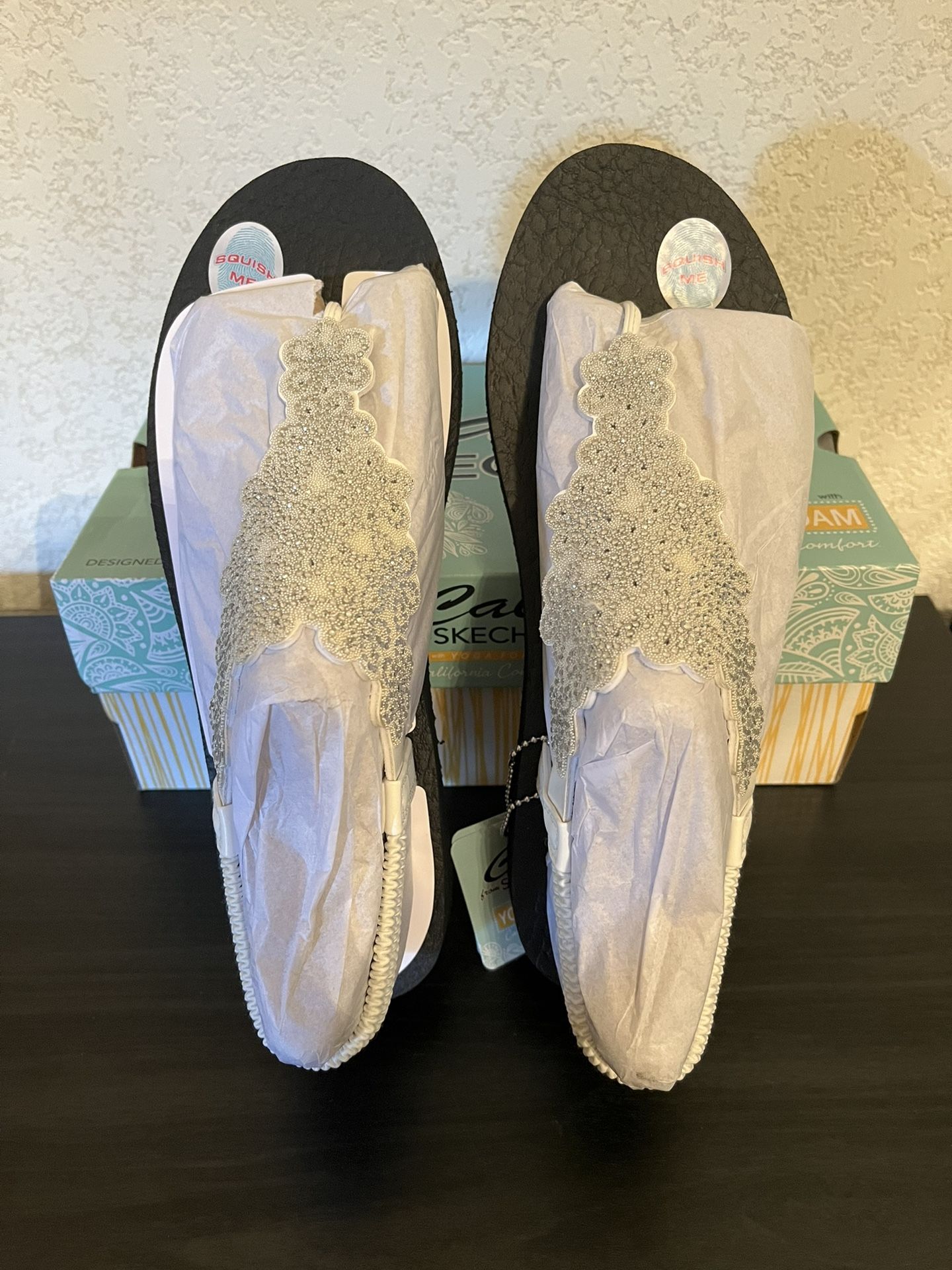 NEW Women's Skechers Cali Meditation Floral Lover Sandals (Size 10)