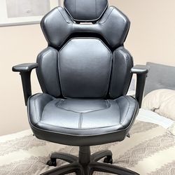 Gaming chair
