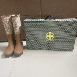 Tory Burch T Monogram Hurricane Tall Rain Boots Size 8 Hazel Brown NIB