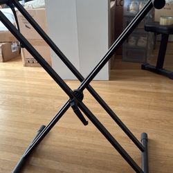 Stand Piano
