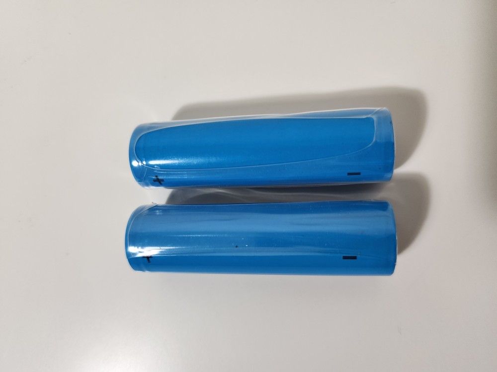 2pcs Blue Rechargeable Battery