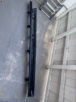 OEM Jeep Gladiator JT Rubicon Rock Rails – Excellent Condition