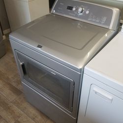 Electric dryer 