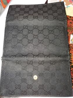 Black wallet