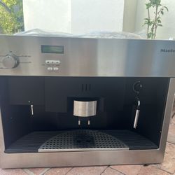 BRAND NEW MIELE 620 built-in coffee machine 