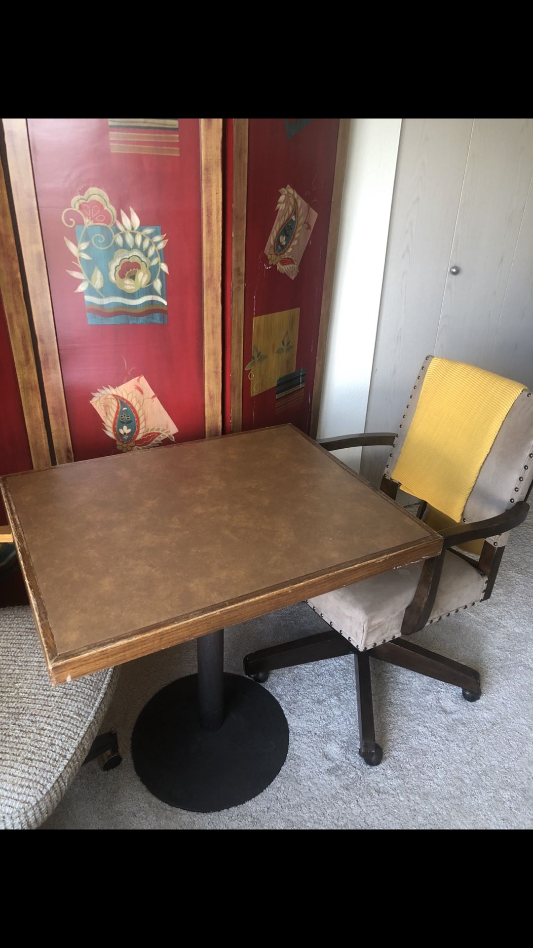 FREE (Desk, Chair, Shelf, Organizer) 