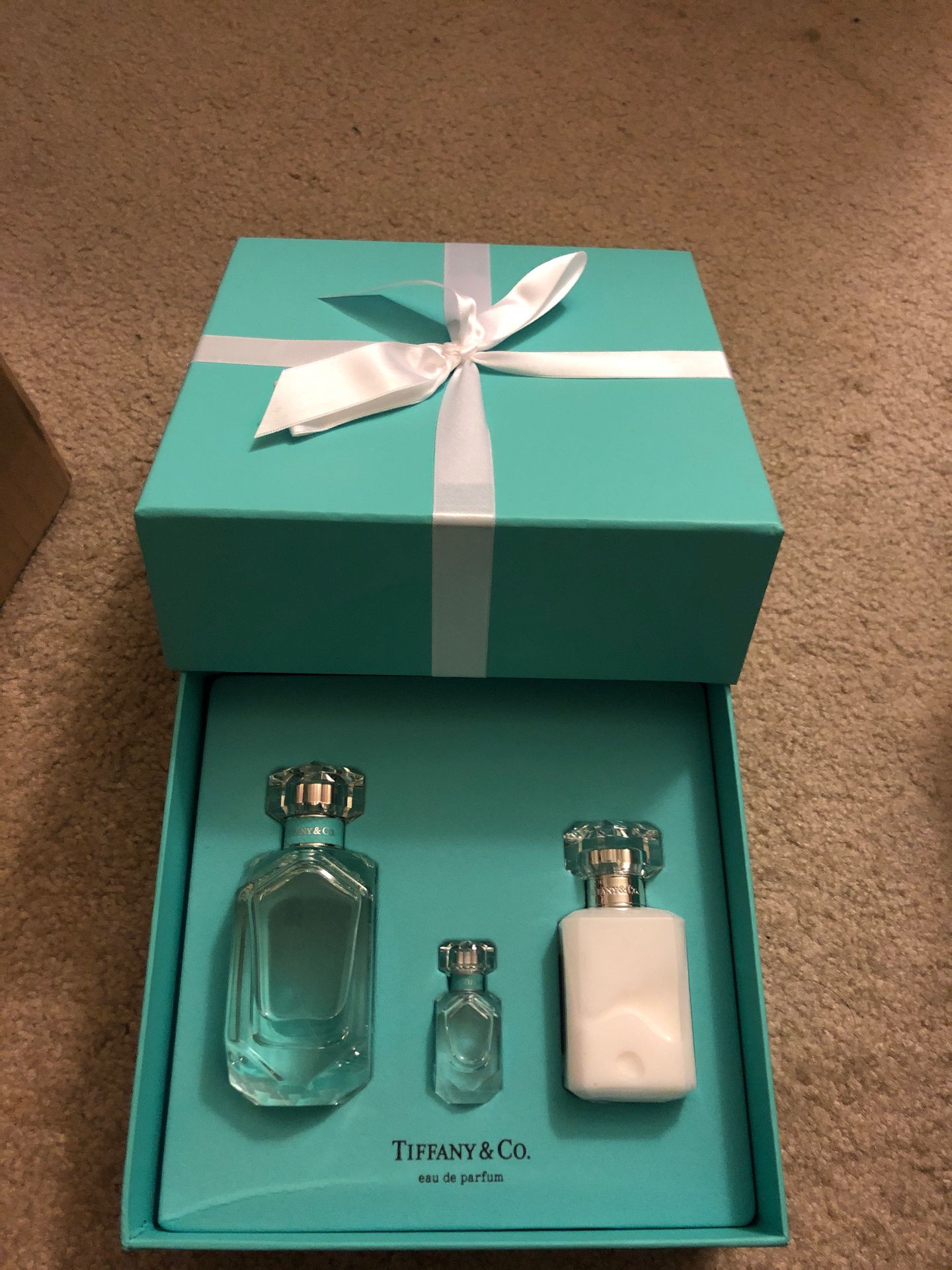 TIFFANY & CO Perfume and Body Lotion Gift set from Macys