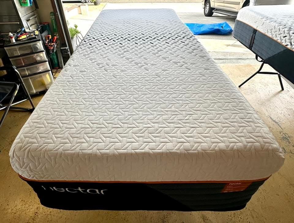 Nectar Ultra Hybrid Twin XL ( 2 Available )