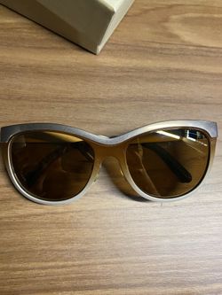 Burberry authentic Rosehold Sunglasses Made In Italy
