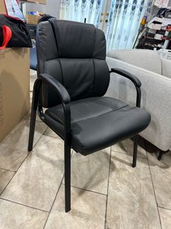 Black Leather-style guest/office chair in great used condition