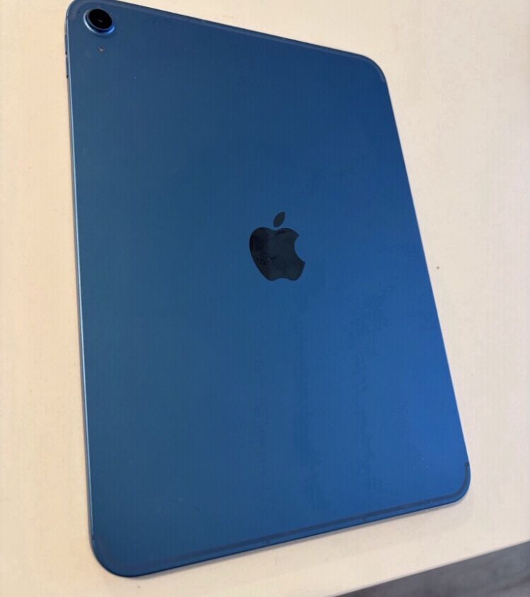 iPad A16 - (11th Generation) 128GB - 2025 Wi-Fi + Cellular