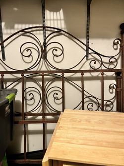 Amazing Rod Iron Queen Size Bed Frame Only  Headboard And footboard 