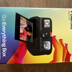 Polaroid Go Everything Box (Black Camera & Black Frame Go Color Film Pack) 
