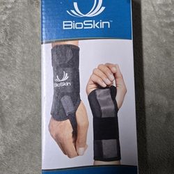 BioSkin Wrist Brace (M/L) NEW!