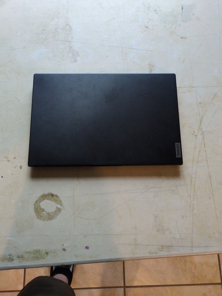 Lenovo Laptop V 15