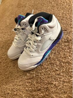 Jordan Retro 5 Grade School Size 4.5