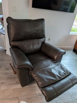 Lazy Boy - Dark Brown Leather