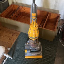 Dyson DC7 Vacuum 