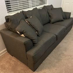 Pull Out Sofa (Queen)