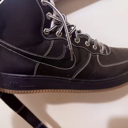 Air Force 1 High Size 11.5. Male