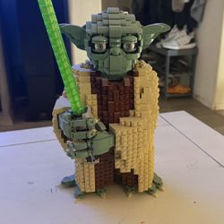 Lego Yoda Retired