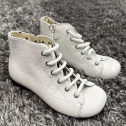 Gucci Toddler Square Toe Ankle High Booties in White, Size US9 (EU26)