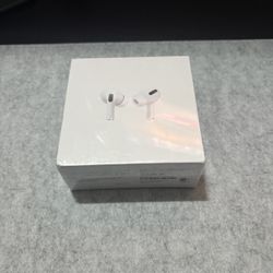 Apple air pods 1 with charging case