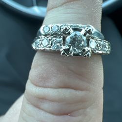 14k DIAMOND WEDDING RING