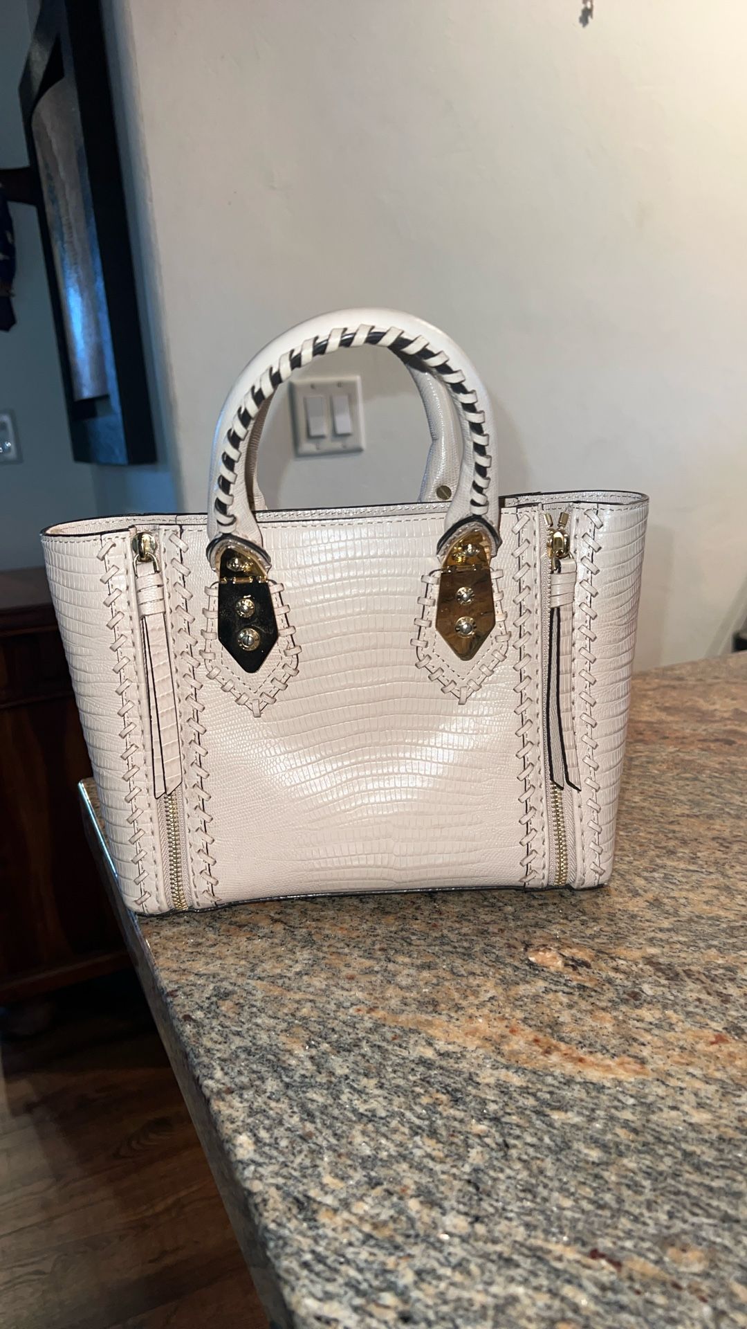 Henri Bendel Purse Bag