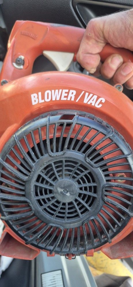 Gas Powered Leaf Blower/vac