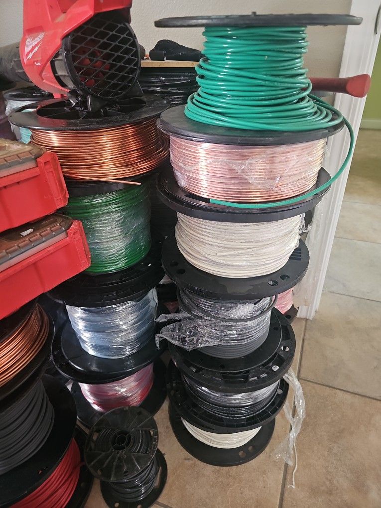 New 500ft Rolls Wire...