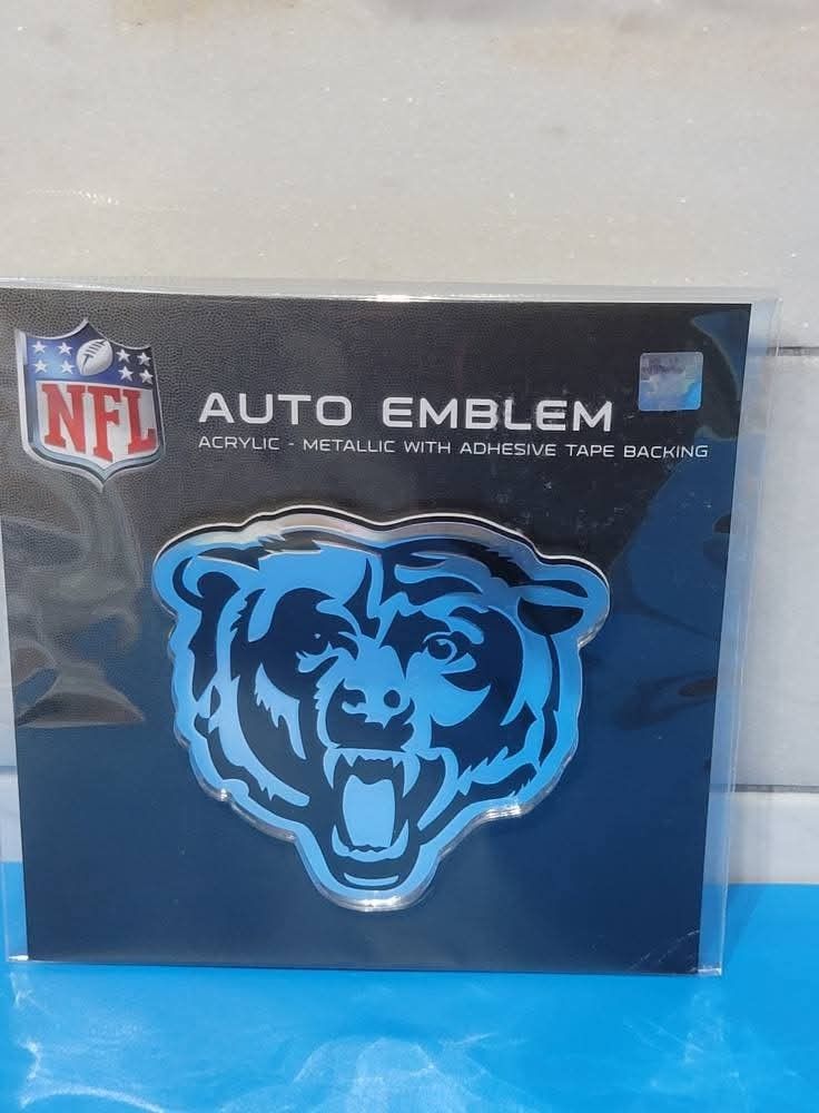Calling all Bears Fans π»
Bears Auto Emblem $5 (one available)