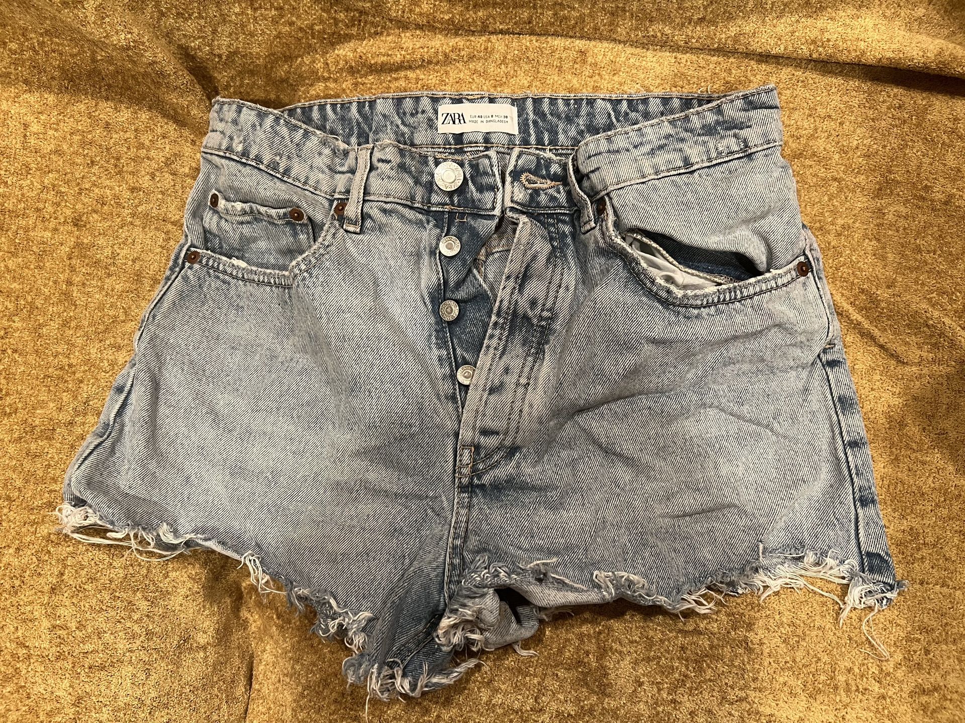 ZARA Women's Blue Denim Shorts Size EUR 40 USA 8 MEX 30
