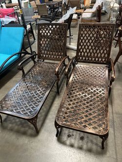 Set of 2 New Outdoor Patio Poolside Cast Aluminum Chaise Lounge with 5-Position Reclining and Wheels