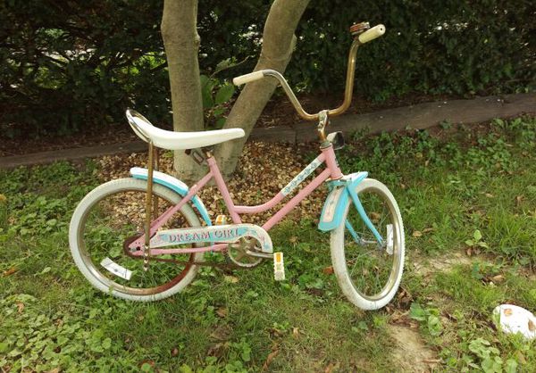 20&quot; Vintage Huffy DREAM GIRL Bike for Sale in St. Louis, MO - OfferUp