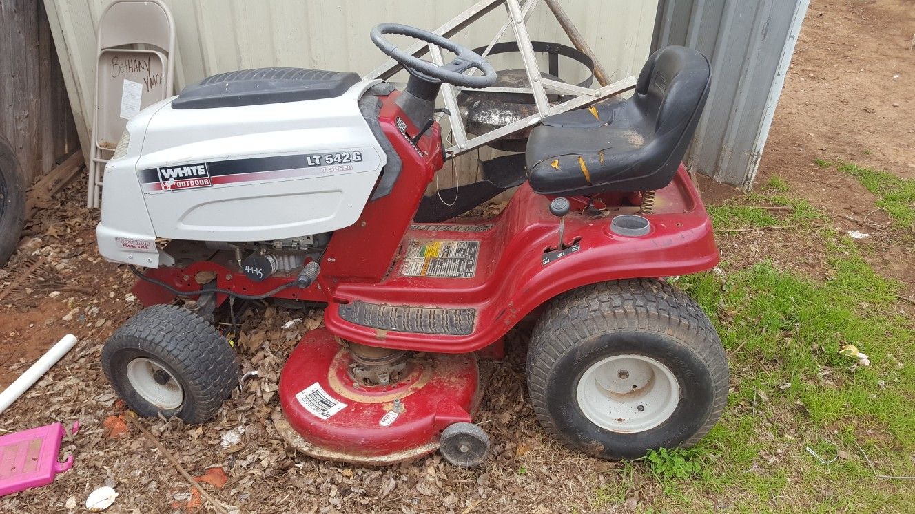 Riding Lawn Mower