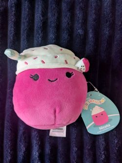 5 in Squishmallows Nicota Pink Cupcake Plush