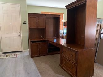 DESK