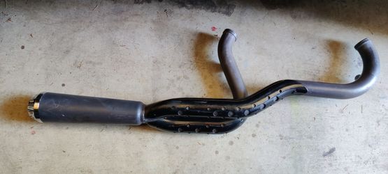 Vance and Hines Harley Exhaust