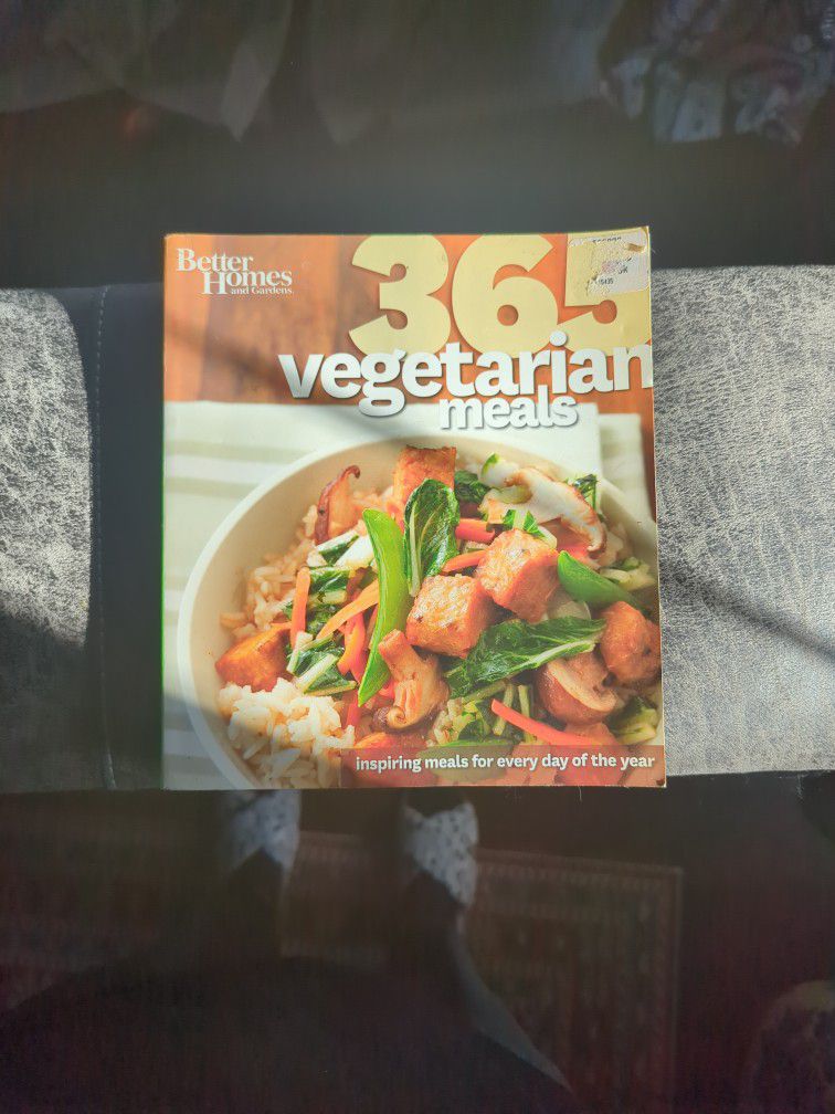365 Vegetarian Meals 