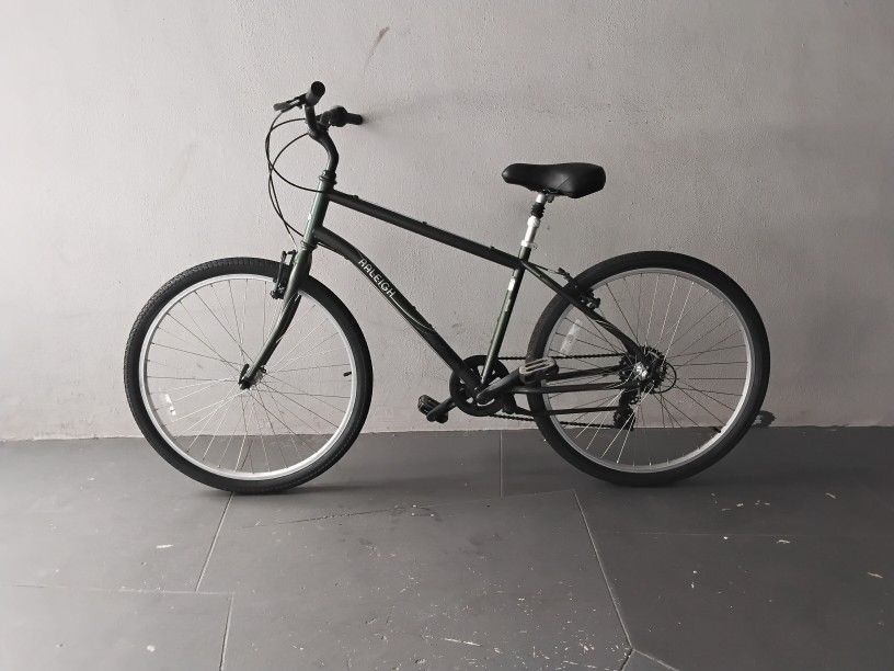 BICYCLE RALEIGH SPEED SIZE 26 BRAND NEW