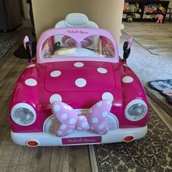 Huffy Minnie Mouse Electric Ride On Car