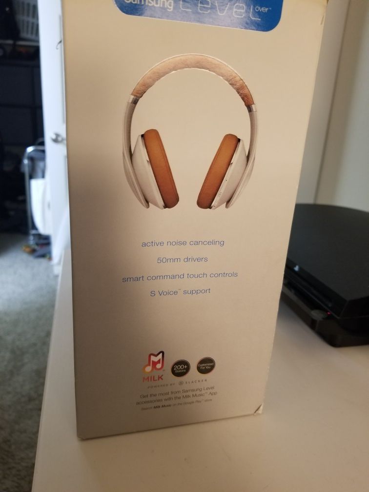 Samsung wireless headphones