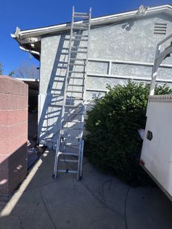 24ft Werner aluminum extension ladder